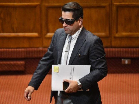 Detuvieron a dos hombres con antecedentes policiales por la agresión contra el diputado Javier Olivares