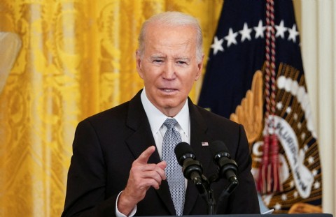 Biden presenta un arsenal de regulaciones bancarias para frenar la corrida y salvar a los bancos