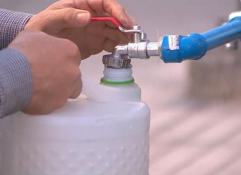 Fiscalizan puntos de abastecimiento tras el masivo corte de agua en la Región Metropolitana