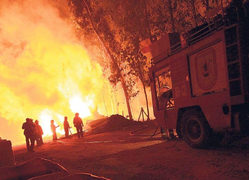 Incendios fuera de control: al menos 16 muertos y más de 50 mil evacuados en el sur