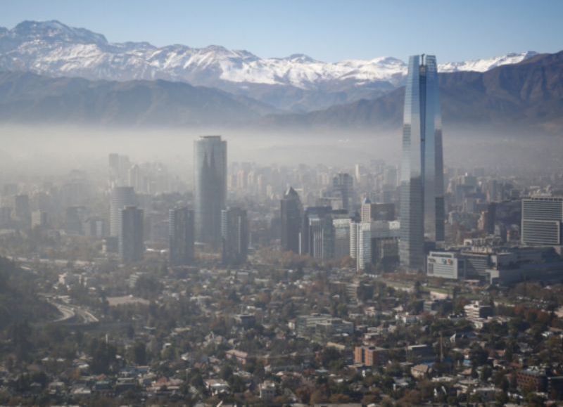 Declararon alerta ambiental en la Región Metropolitana por malas condiciones de ventilación