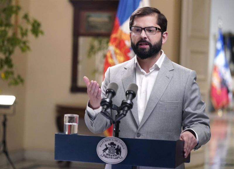 Boric no admite sus errores y no cambiará su "norte" pese a la derrota en las constituyentes