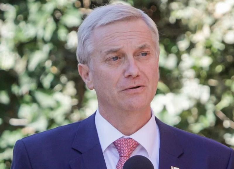 Kast propone un “corredor humanitario” para migrantes y busca respaldo regional en su gira