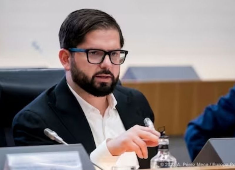 Boric pierde la chance de reformar la Constitución: según las encuestas, se impondrá el "No" en el plebiscito