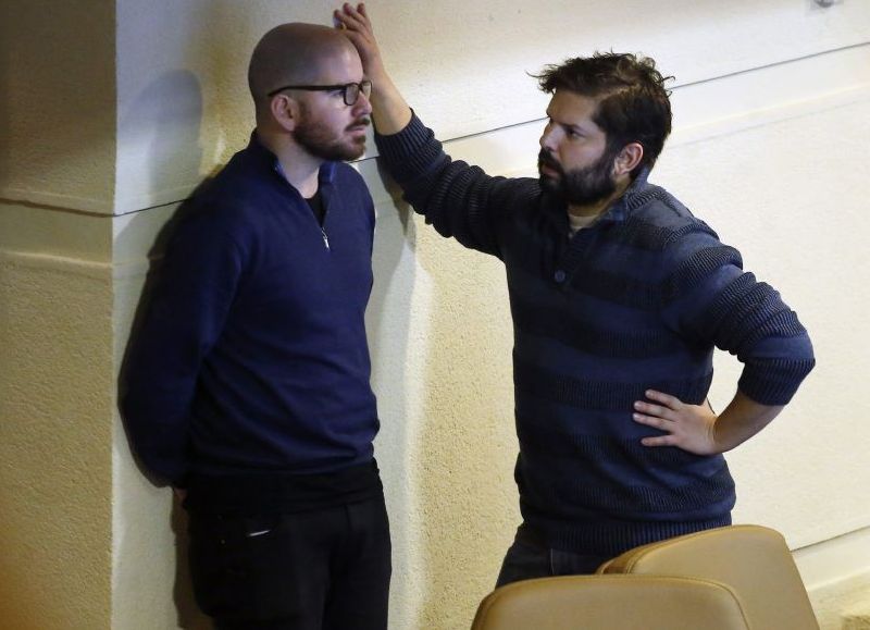 Duras críticas a Boric por la cena en "desagravio" al ex ministro Jackson