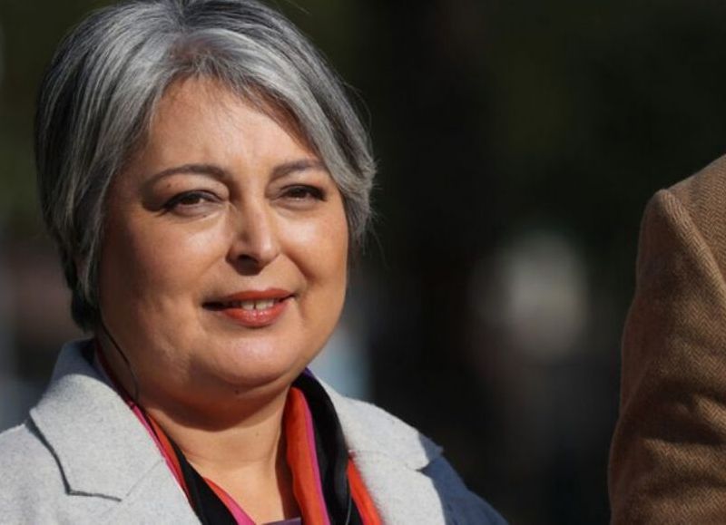 Jeannette Jara lidera la primera vuelta, pero Kast se impondría en el balotaje